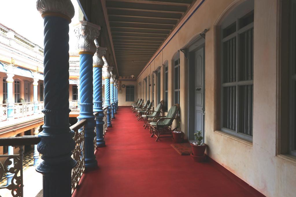 Chettinadu Mansion - An Authentic Heritage Palace Kānādukāttān Exteriér fotografie